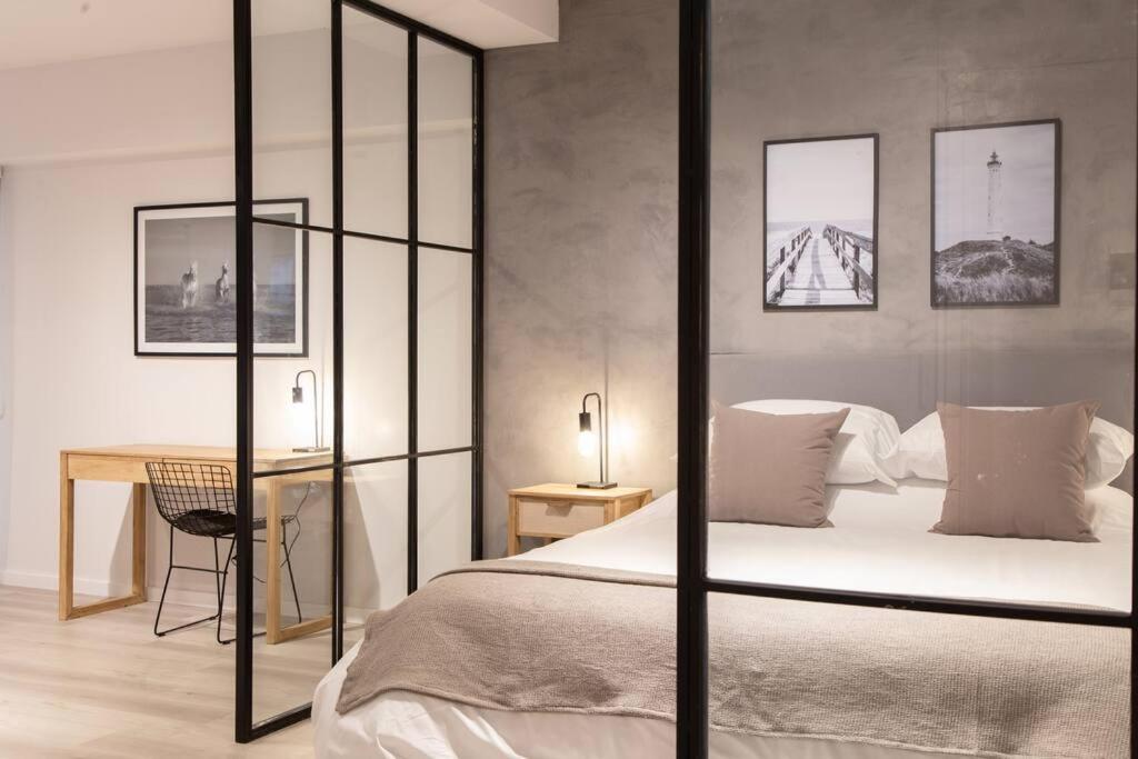 Acebo Stunning Deluxe Apartment photo 2