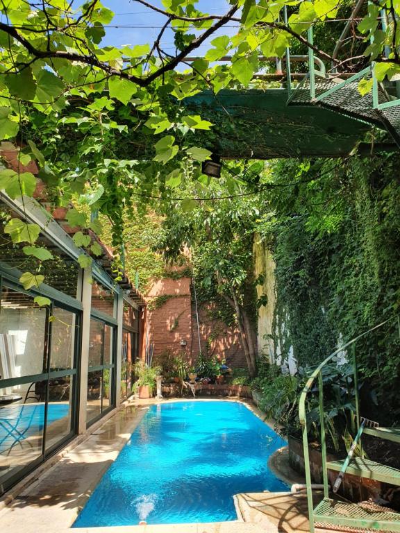 Casa Inmensa con Pileta "Gachishouse"