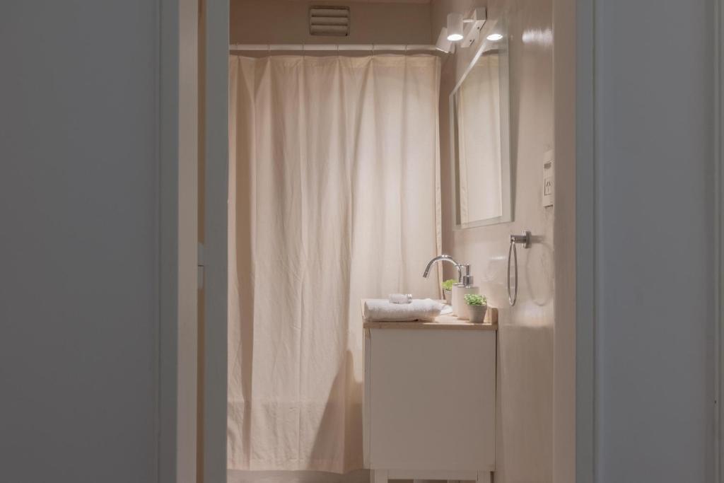 Fliphaus Rodriguez Pea 1700 - 2 Bd Recoleta photo 3