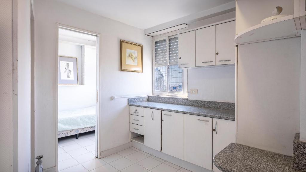 Spacious 5BR Classic Apt in Palermo photo 3