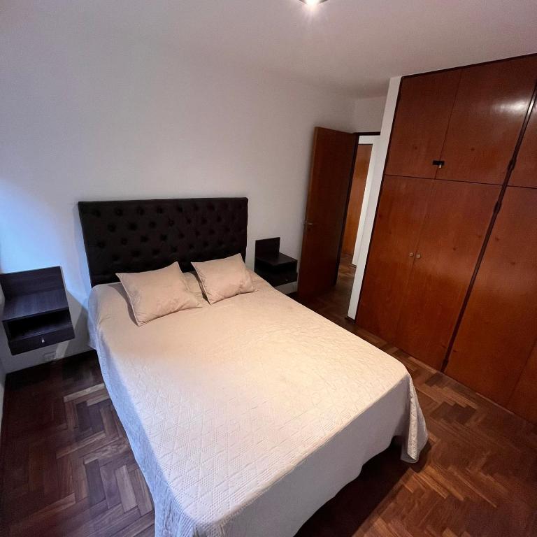 Eugenio Garzón 448 photo 2