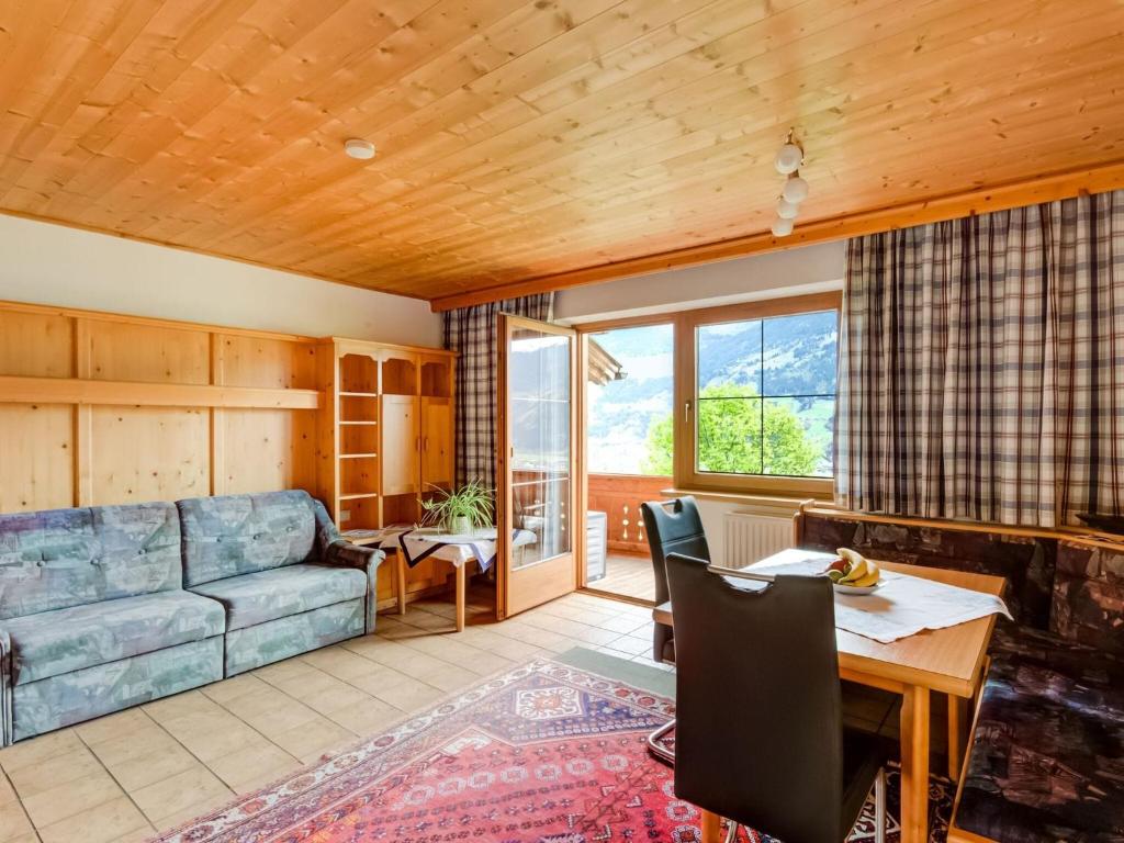 Apartment in Fügenberg near Ski Lift — photo 1