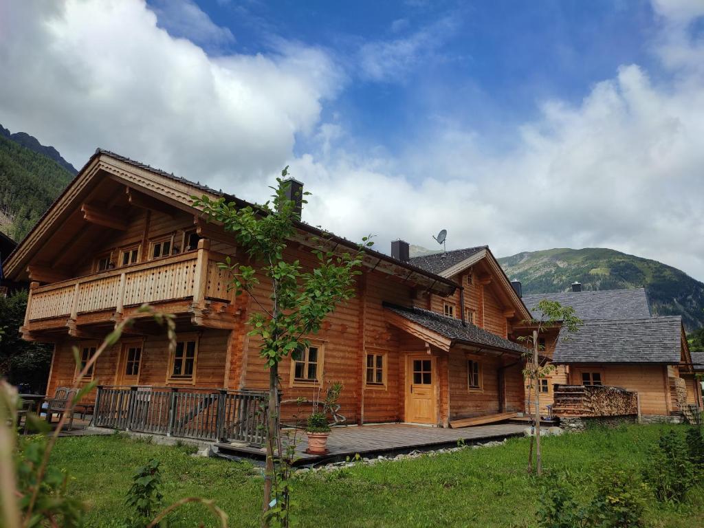 Schlosswirt Chalets & Apartments photo 3