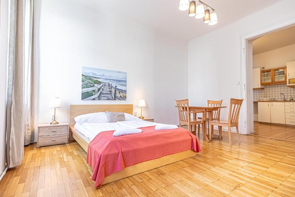Affordable 2BR Apartment Near Wiener Stadthalle — photo 1