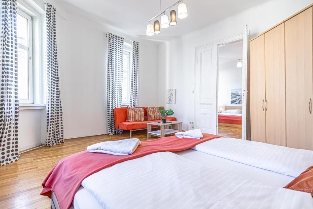 Affordable 2BR Apartment Near Wiener Stadthalle photo 2