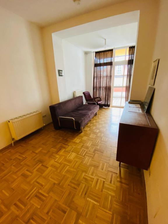Wohnung mit Balkon photo 2