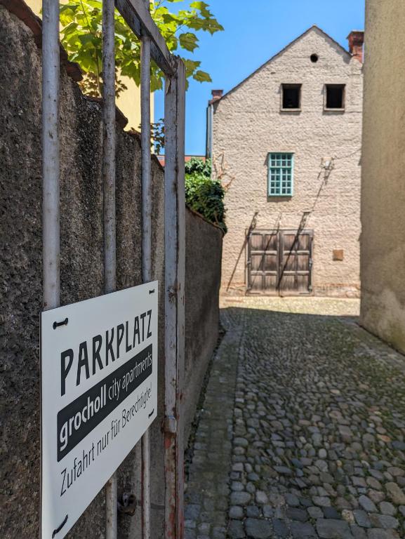 Zentrales & modernes City-Apartment - FREE PARKING & BIKES — photo 1