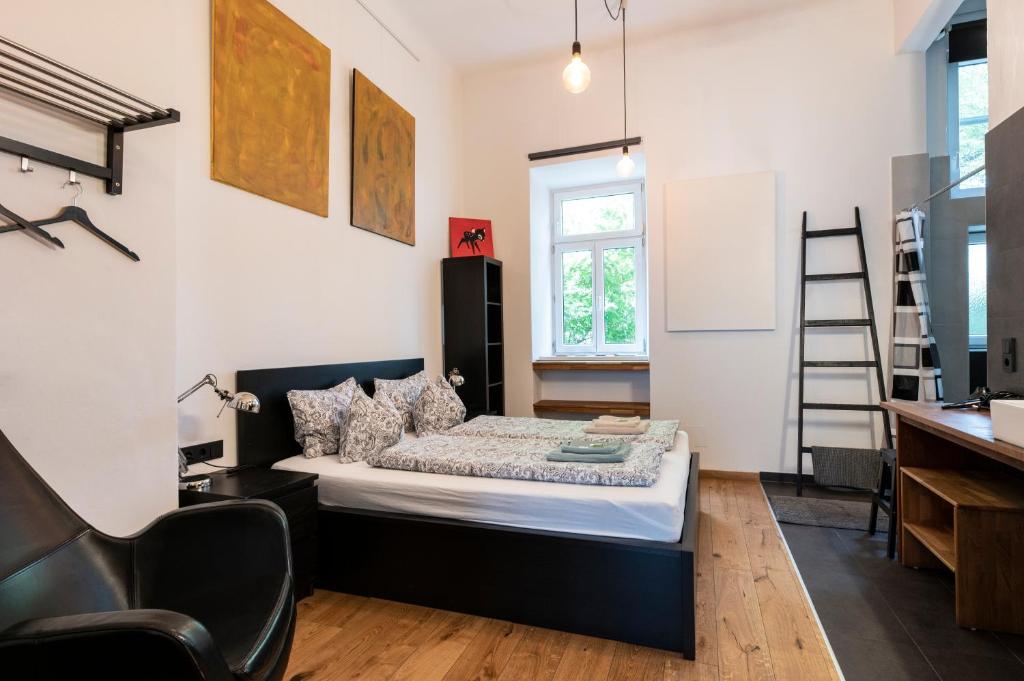 Zentrales & modernes City-Apartment - FREE PARKING & BIKES photo 2