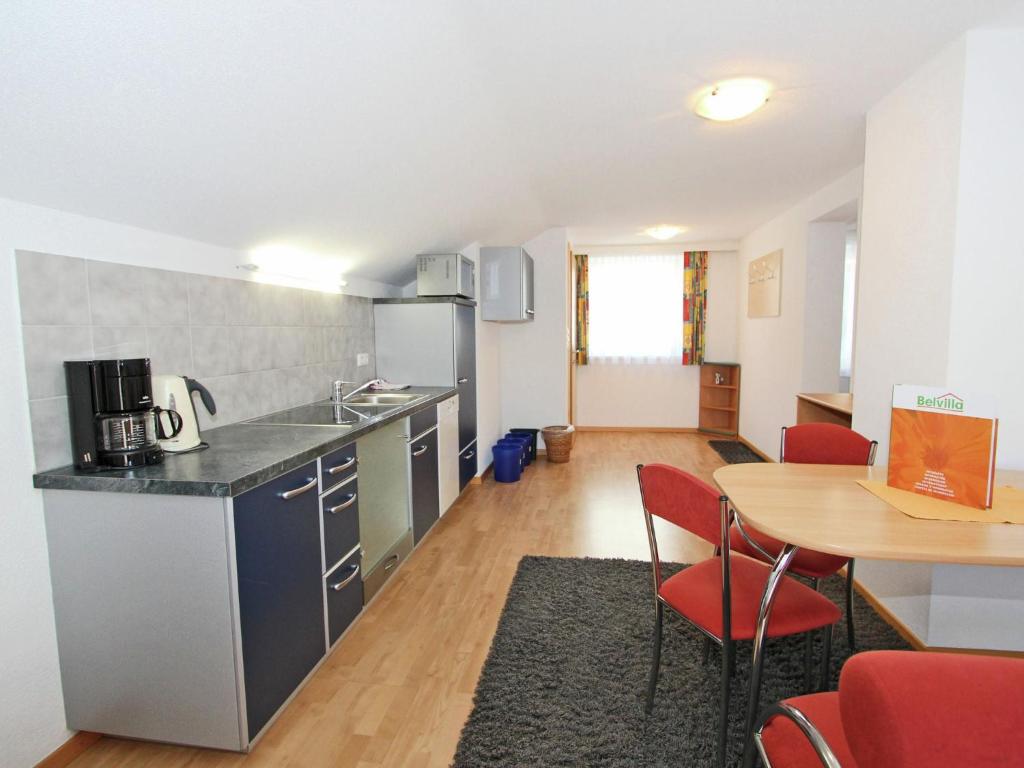 Chalet in Fiss near Ski Lifts photo 2