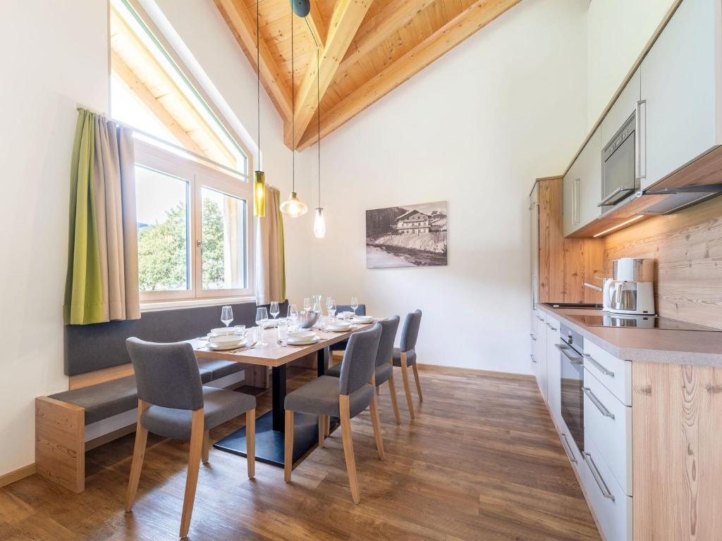 Chalet in Saalbach near Ski Slopes photo 3