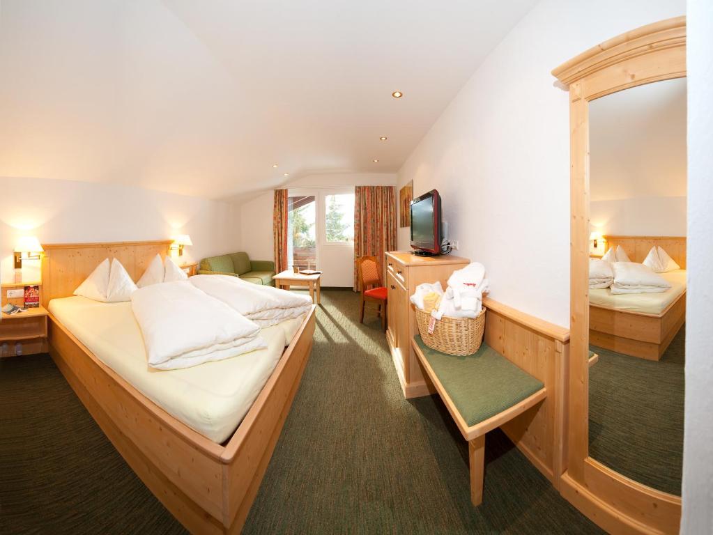Schi- und Wanderhotel Berghof photo 2