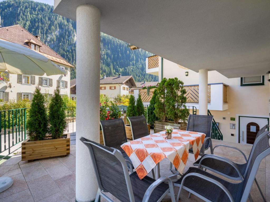 Apartment Rosa-3 by Interhome photo 3