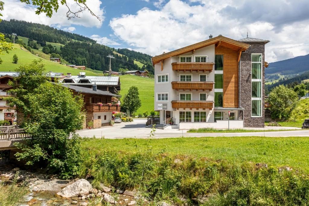 Appartements Ferienwohnungen Unser Unterberg — photo 1