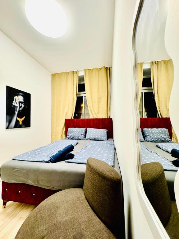 Private Rooms in 4BR Apartment Near FAC Platz photo 2