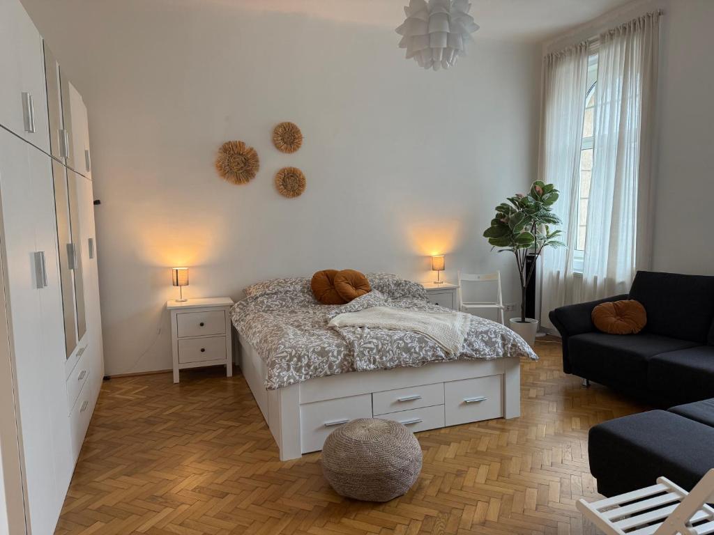 Stilvolles zentrales Apartment im schönsten Bezirk Wiens - parking upon request — photo 1