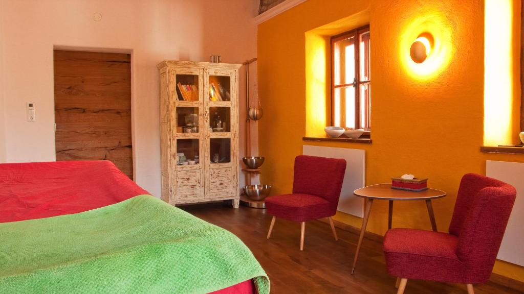 Tauglerei Doppelzimmer Bergamotte photo 2