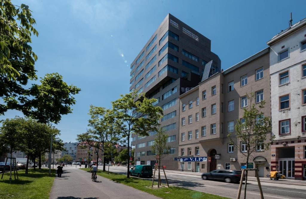Skyflats Vienna - Rooftop Apartments photo 3