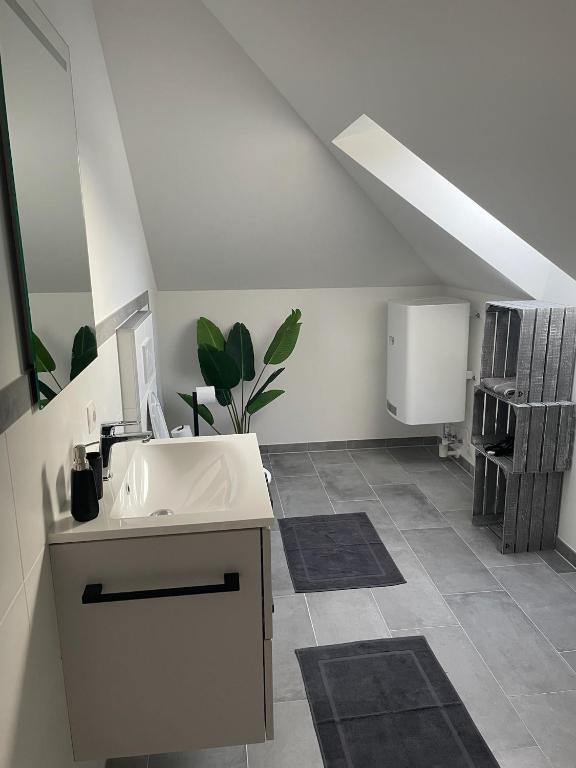 Sorinas Home - Comfortable Apartment near Graz - Free Parking photo 3