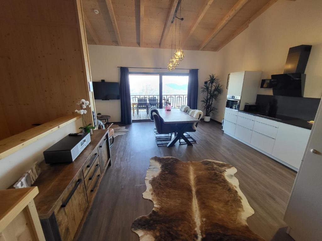 Ski — photo 1