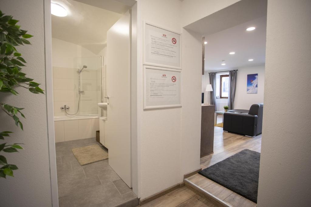 Modern Old Town Apartment photo 3