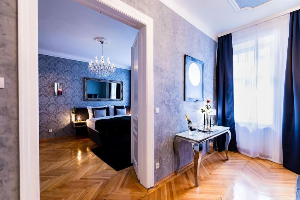 Sophie's Place Augarten - Lifestyle City Apartments Vienna Parking photo 3
