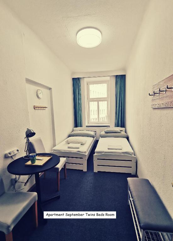 7brunnen Hostel Beds & Rooms photo 2