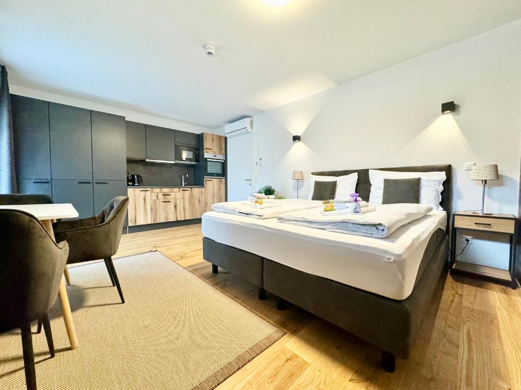 Wohnung mit Balkon und Parkplatz photo 2