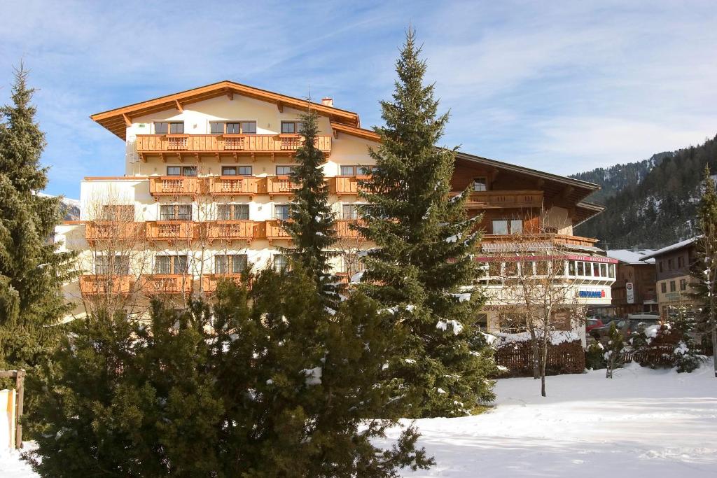 Hotel Sportalm — photo 1
