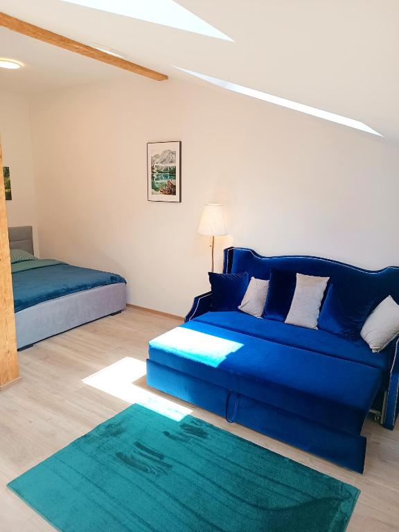 Apartments Romantic and Family Room Zemlinski 9 photo 3
