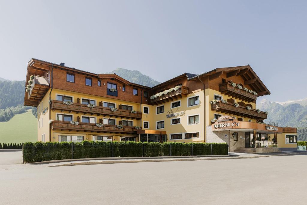 Hotel Tauernhof — photo 1
