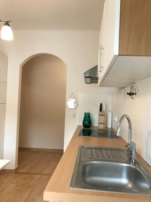 Wohnung neben dem Lkh und der Medizinischen Universität — photo 1