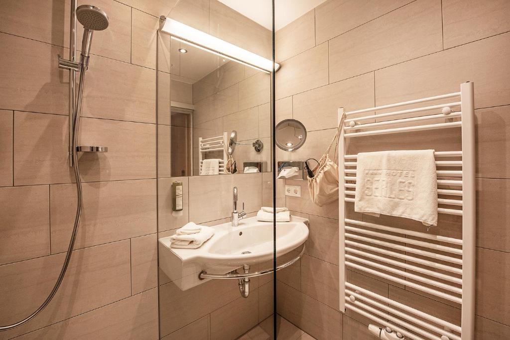 Hotel Serles photo 3