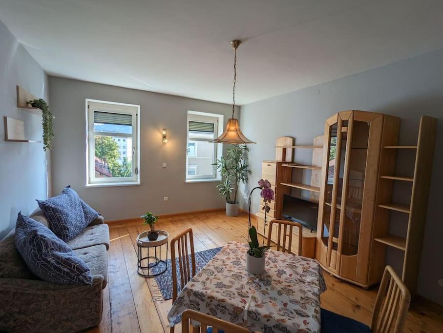 Tiroler Wohnung mit Bergblick photo 2