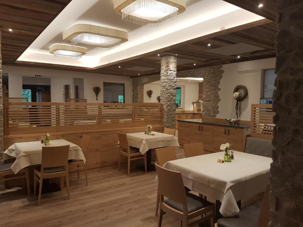 Hotel Steinbock photo 3
