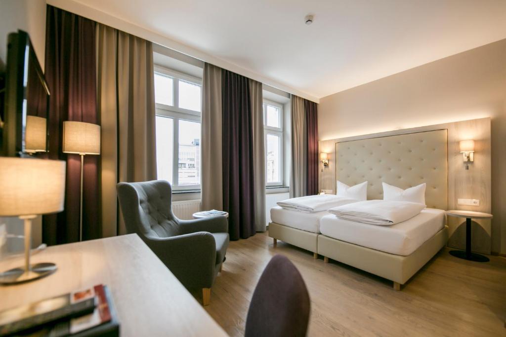Hotel Sailer photo 2