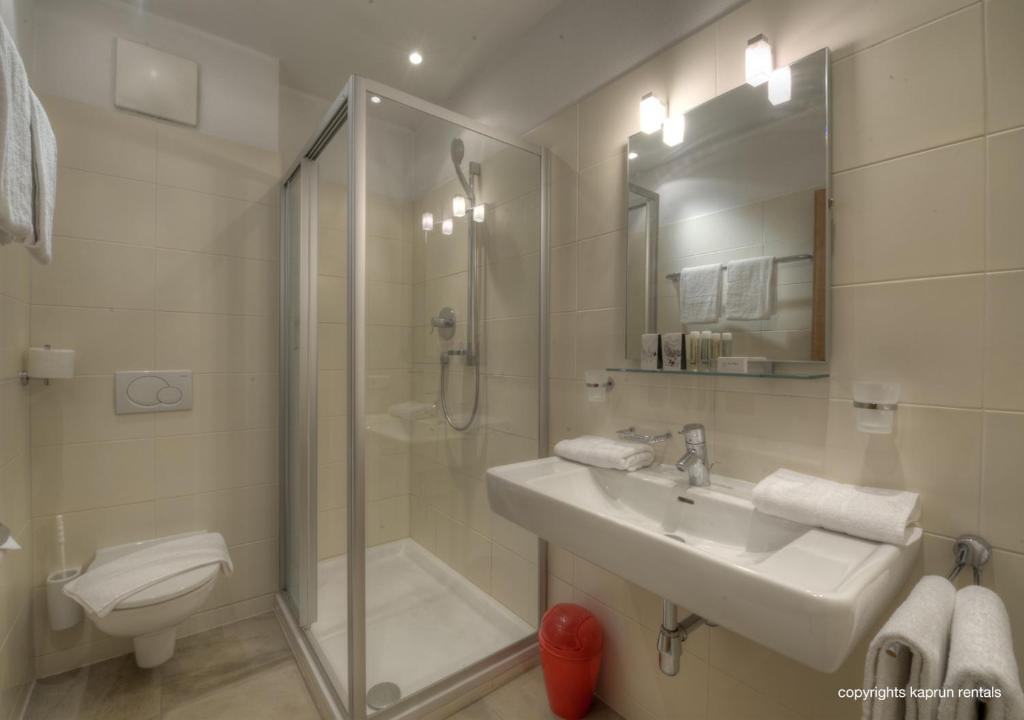 Ski & Golf Apartments by Kaprun Rentals photo 3