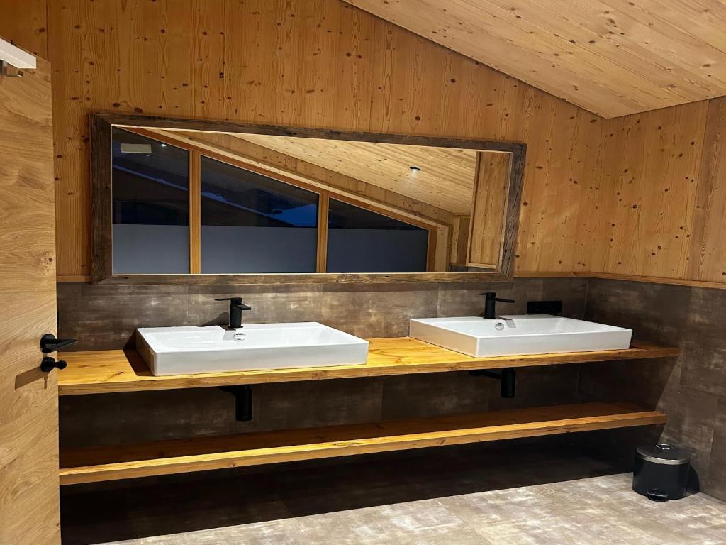 Chalet in Bichlbach near Ski Slopes photo 3
