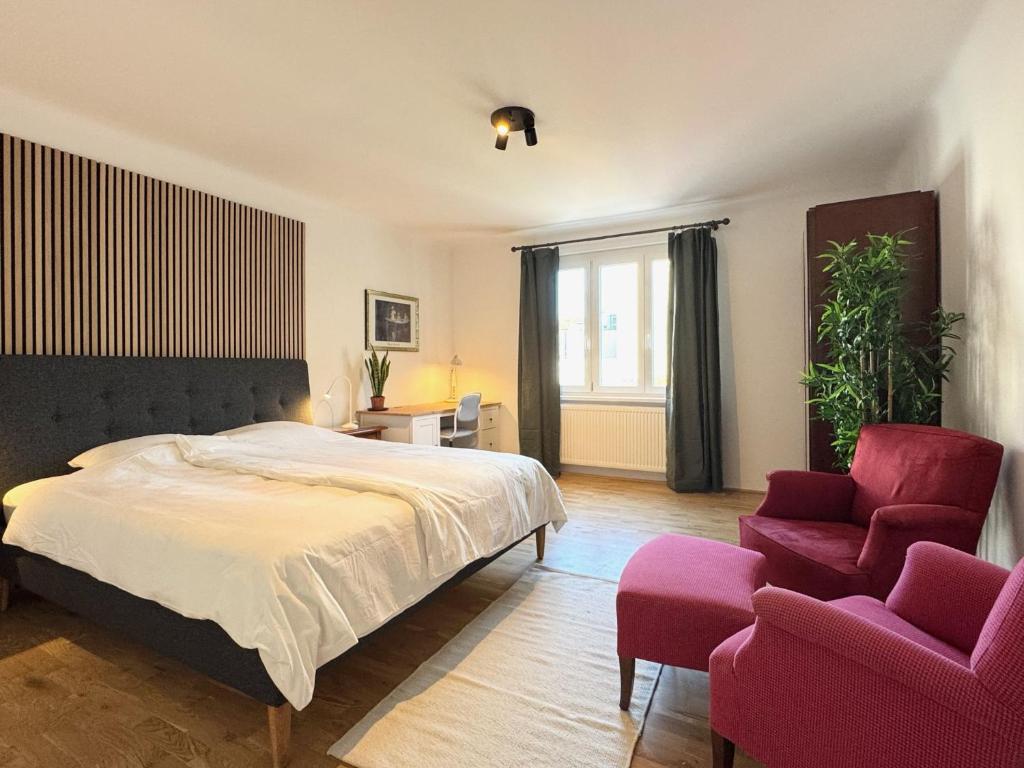 Sonnige Wohnung beim Yppenplatz photo 2