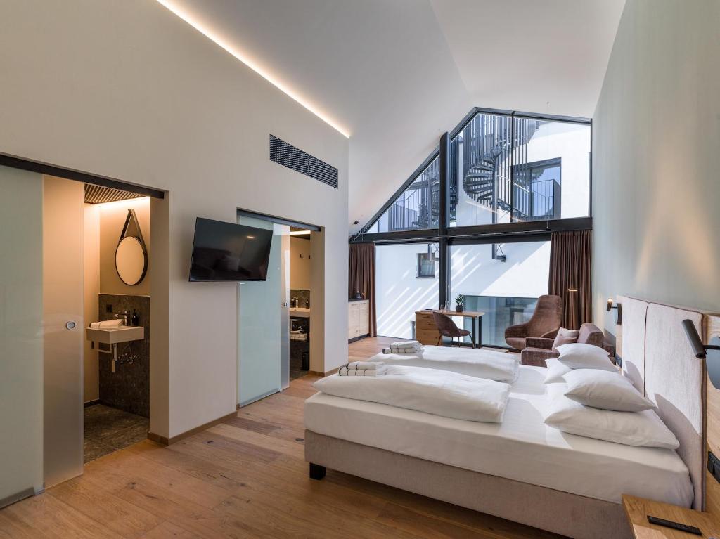 Platzhirsch Kufstein photo 2