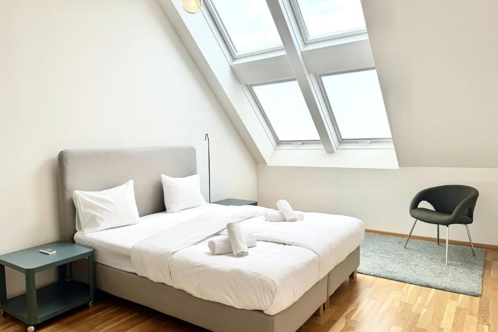 Spacious Penthouse in Favoriten photo 2