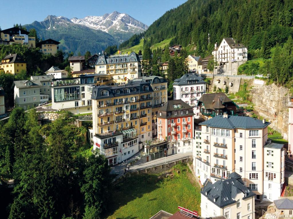 Hotel Salzburger Hof photo 3
