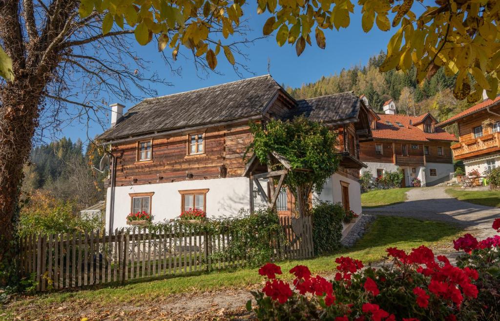 Troadkasten - Ferienhaus am BIO-Bergbauernhof Kammerhofer vlg Roath — photo 1