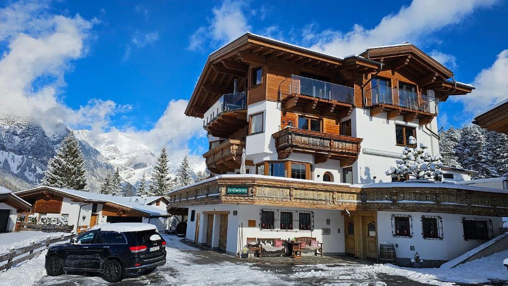 Schickster Sky Lodge photo 2