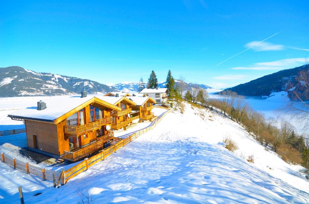 Ski-in Ski-out Chalet Maiskogel 13B - by Alpen Apartments — photo 1