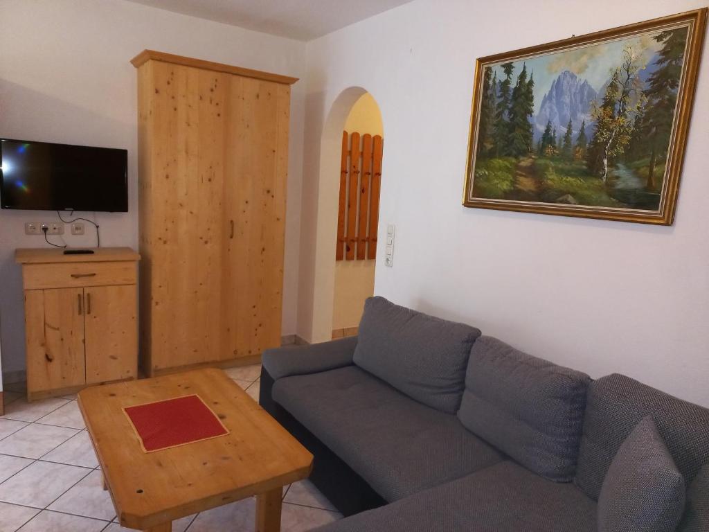 Scheffauerhof photo 2