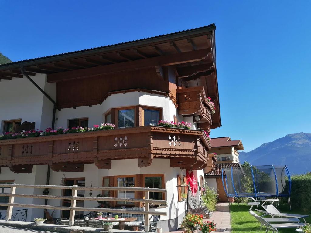 Zellerhof photo 3