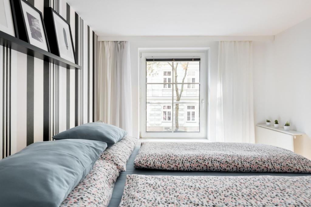 Your Cozy Home * 12 min to City Center photo 2