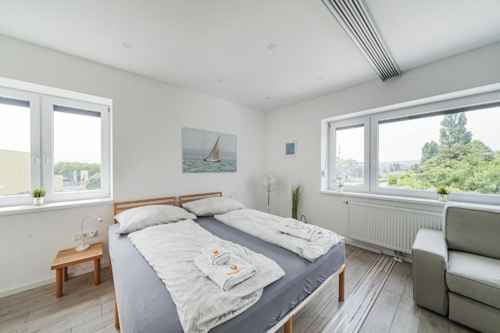 Schönbrunn (07): 3-Personen Wohnung nahe Gloriette photo 2