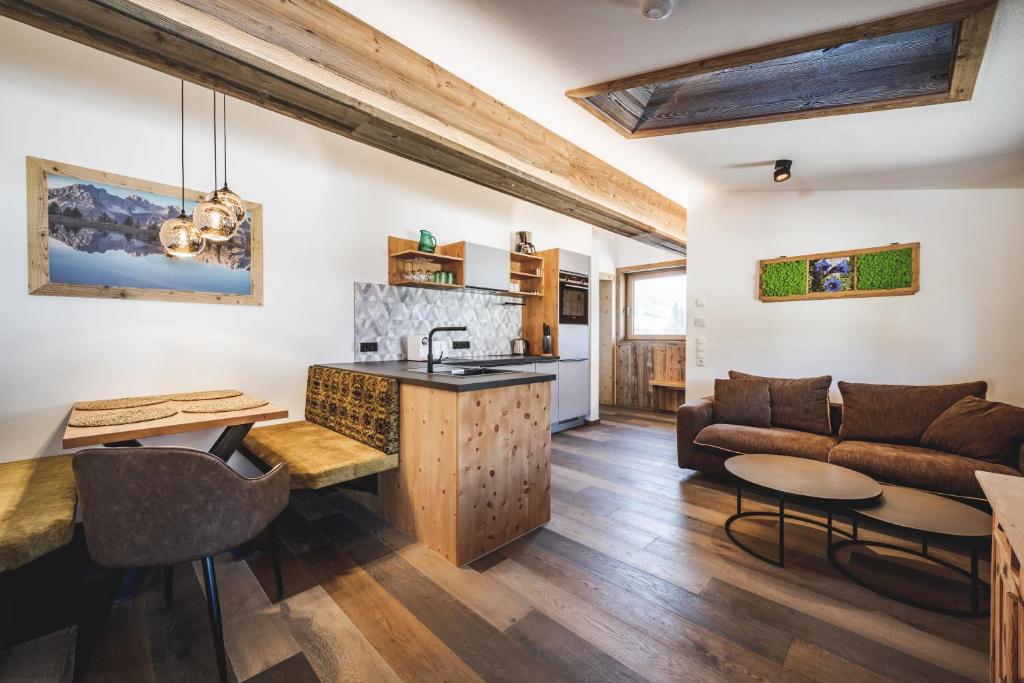 Wood Apartments by Trendlbrugger — photo 1
