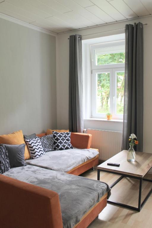 Stilvolle Gartenwohnung im Villenviertel Villachs photo 2